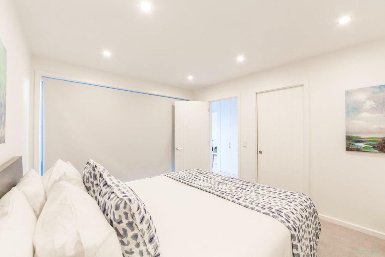 Executive Living in Bluewater - 3 Bedroom Apartment Queenstown Buitenkant foto