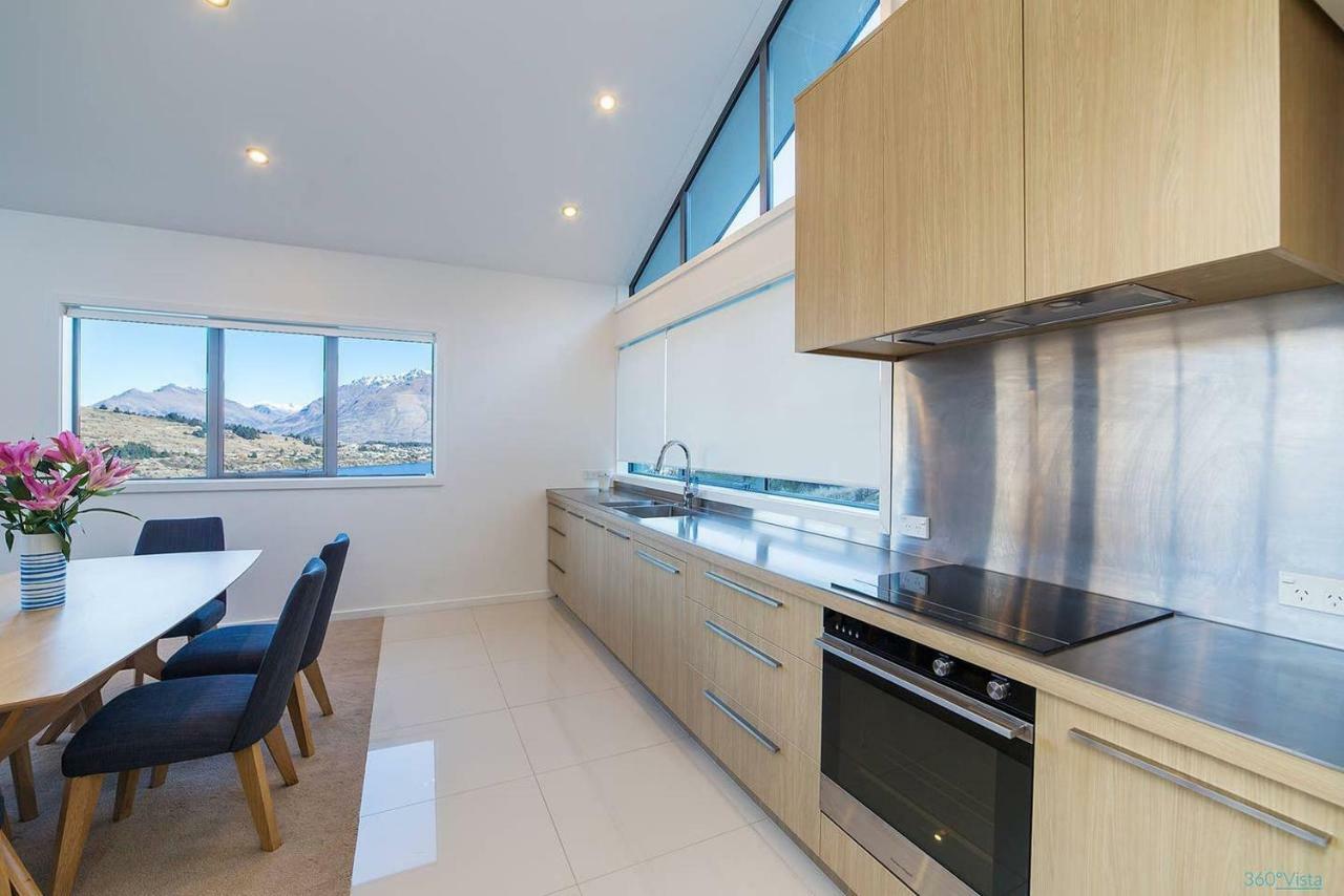 Executive Living in Bluewater - 3 Bedroom Apartment Queenstown Buitenkant foto