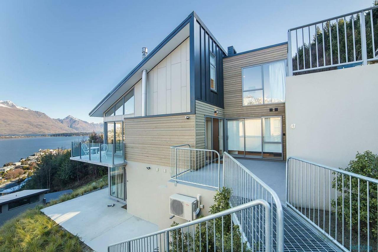 Executive Living in Bluewater - 3 Bedroom Apartment Queenstown Buitenkant foto