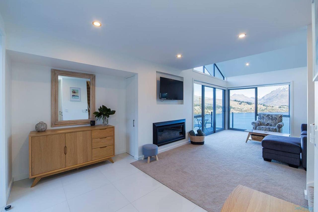 Executive Living in Bluewater - 3 Bedroom Apartment Queenstown Buitenkant foto