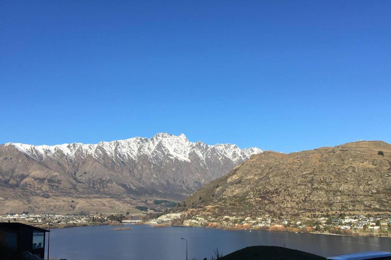 Executive Living in Bluewater - 3 Bedroom Apartment Queenstown Buitenkant foto